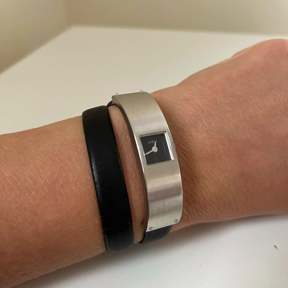 Guess Watch - Picture 3 of 6